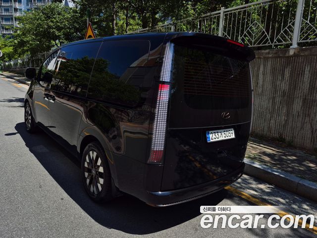 Hyundai Staria из Кореи Encar