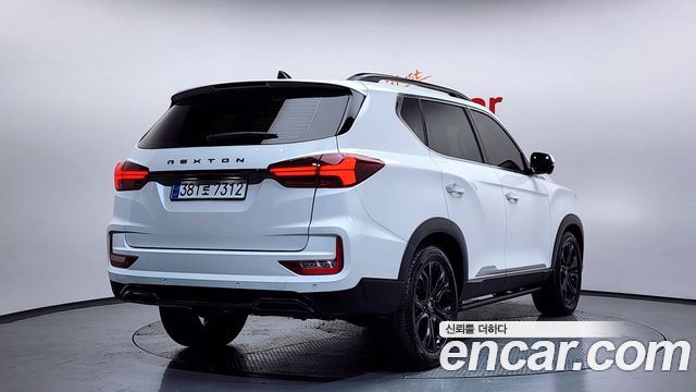 Ssangyong Rexton из Кореи Encar