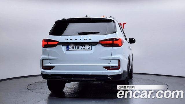 Ssangyong Rexton из Кореи Encar