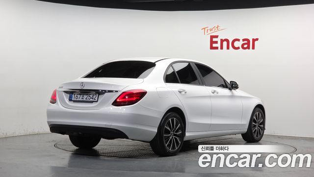 Mercedes-Benz C-Class из Кореи Encar
