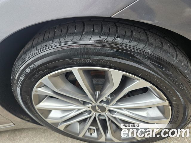 Hyundai Genesis из Кореи Encar