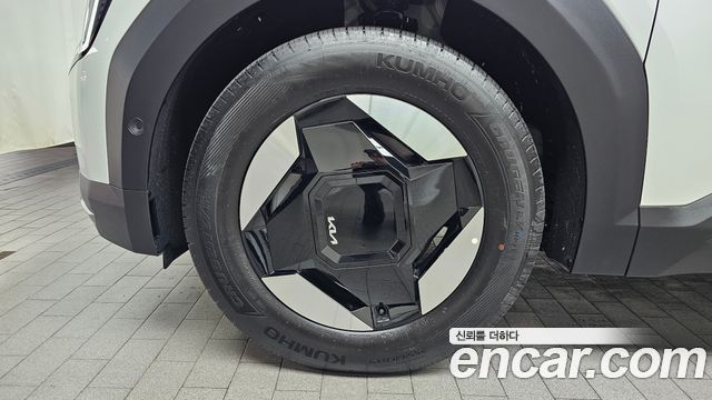Kia EV9 из Кореи Encar