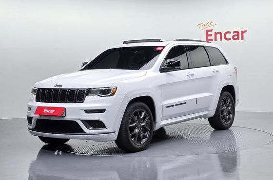 Jeep Cherokee 3.6 Limited-X WK2 — пробег 38 830 км — фото 1 из 5