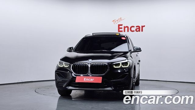 BMW X1 xDrive 20i Advantage — пробег 42 476 км — фото 3 из 5