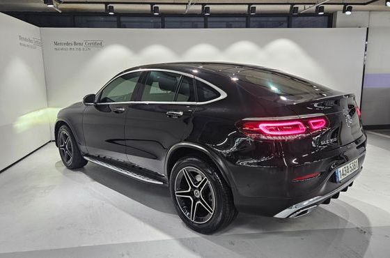 Mercedes-Benz GLC-Class GCL300 4MATIC Coupe — пробег 95 044 км — фото 3 из 5