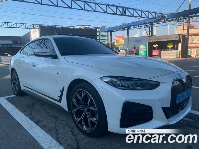 BMW i4 eDrive40 M Sports — пробег 48 000 км — фото 2 из 5