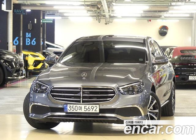 Mercedes-Benz E-Class из Кореи Encar