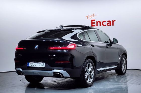 BMW X4 xDrive20i xLine — пробег 67 718 км — фото 2 из 5