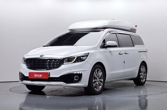 Kia Carnival 9-seater Hi-Limousine Luxury — пробег 86 106 км — фото 1 из 5