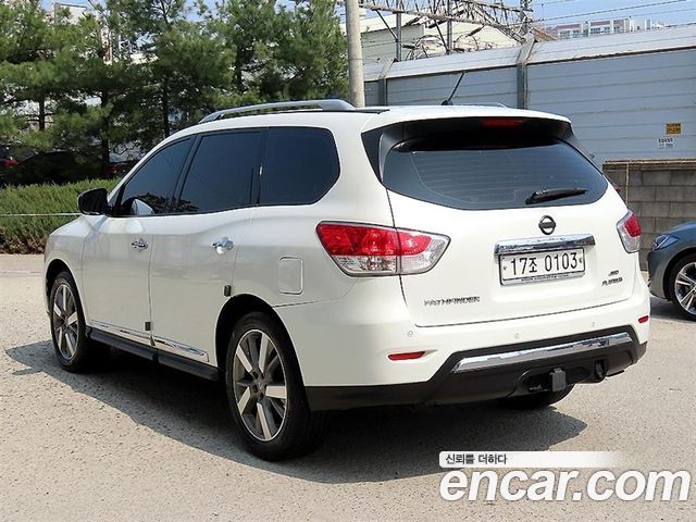 Nissan Pathfinder 3.5 4WD — пробег 134 468 км — фото 3 из 5