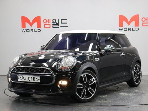 Mini Cooper Standard 3rd — пробег 215 160 км — фото 1 из 5