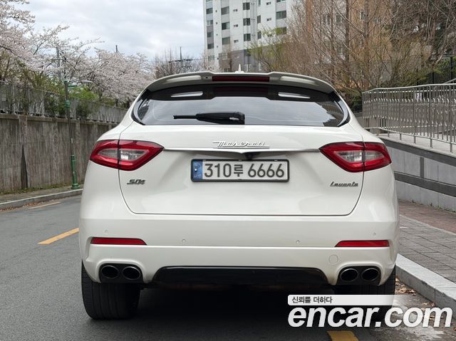 Maserati Levante 3.0 S AWD GranSport — пробег 172 345 км — фото 4 из 5
