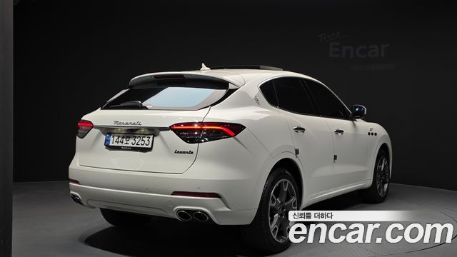 Maserati Levante 2.0 GT AWD — пробег 38 560 км — фото 2 из 5