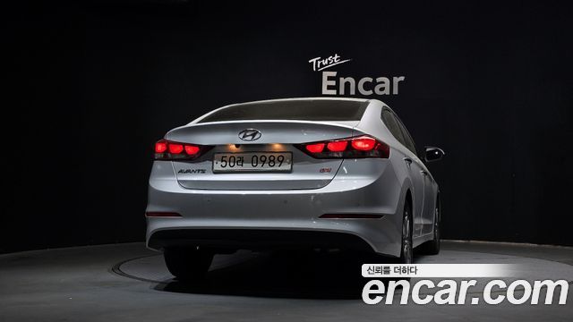 Hyundai AVANTE из Кореи Encar