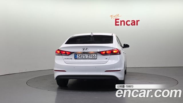 Hyundai AVANTE из Кореи Encar