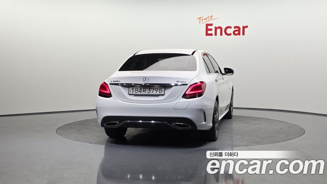 Mercedes-Benz C-Class C300e 4MATIC AMG Line — пробег 71 555 км — фото 4 из 5