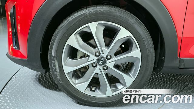Kia Stonic из Кореи Encar