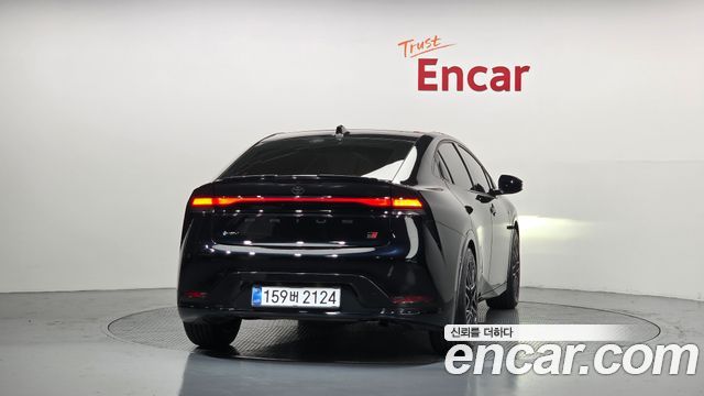 Toyota Prius из Кореи Encar