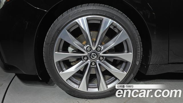 Nissan Maxima из Кореи Encar