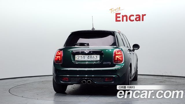 Mini Cooper 5Door Standard 3rd — пробег 96 016 км — фото 4 из 5