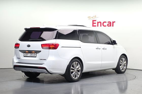 Kia Carnival 7-seater Limousine President — пробег 150 081 км — фото 2 из 5