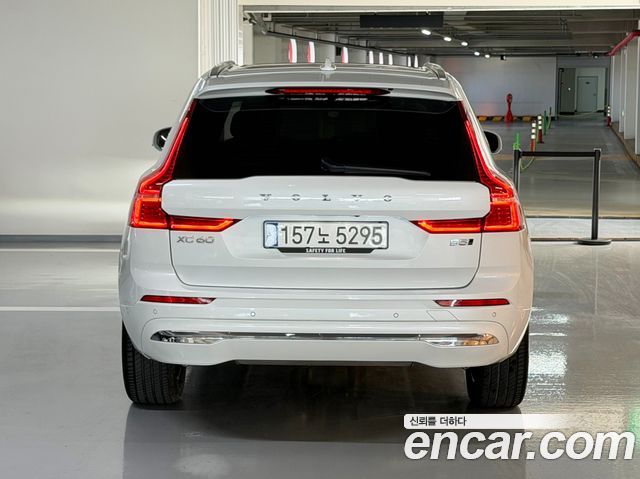 Volvo XC60 B5 Ultra Bright — пробег 9 750 км — фото 4 из 5