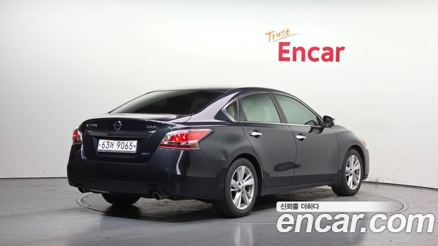 Nissan Altima из Кореи Encar