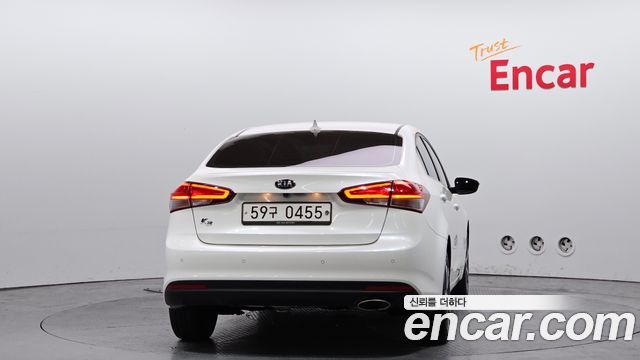 Kia K3 из Кореи Encar