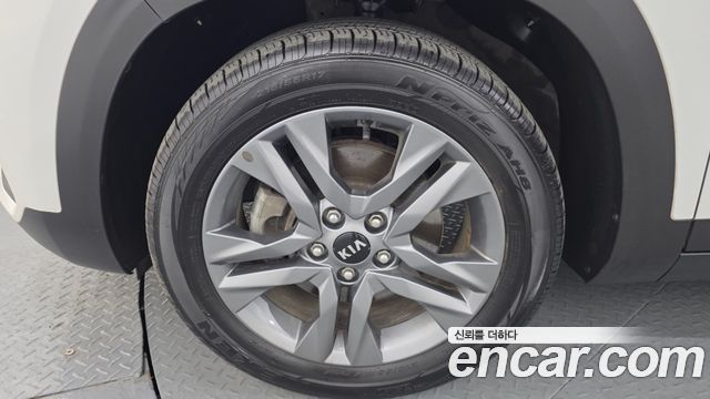 Kia Seltos из Кореи Encar