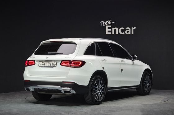 Mercedes-Benz GLC-Class GLC300 4MATIC — пробег 94 968 км — фото 2 из 5