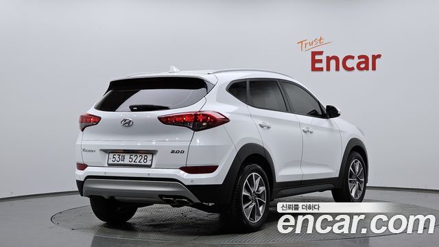 Hyundai Tucson из Кореи Encar