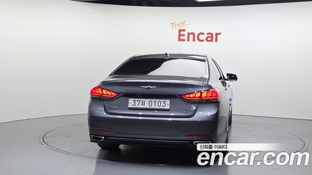 Hyundai Genesis из Кореи Encar