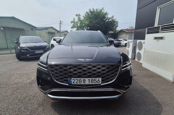 Genesis GV80 2.5T Gasoline 2WD — пробег 25 000 км — фото 1 из 5
