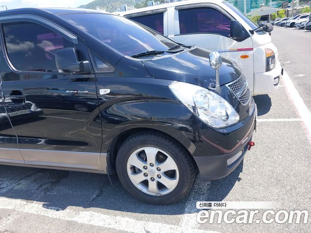 Hyundai Starex 11-Seater Wagon Premium Leisure Pack — пробег 94 977 км — фото 1 из 5
