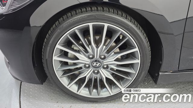 Hyundai AVANTE 1.6 Turbo Sport Extreme Selection — пробег 123 484 км — фото 5 из 5