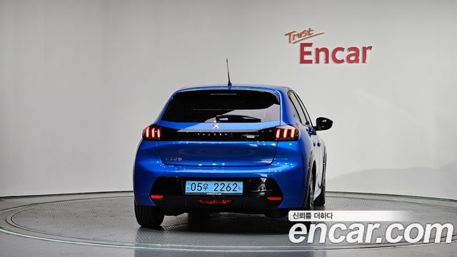 Peugeot 208 из Кореи Encar