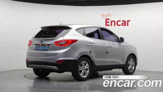 Hyundai Tucson Hydrogen(Fuel Cell) 2WD — пробег 48 763 км — фото 2 из 5