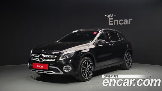 Mercedes-Benz GLA-Class GLA250 4MATIC — пробег 127 378 км — фото 1 из 5