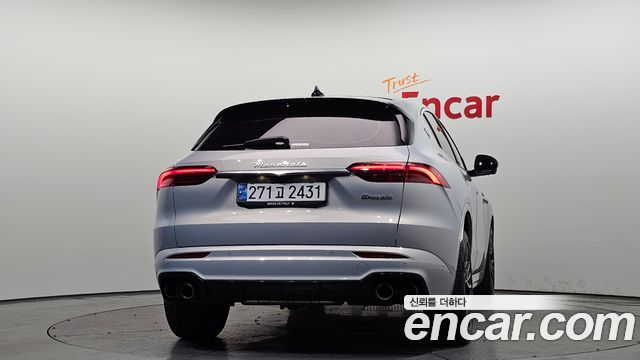 Maserati Grecale из Кореи Encar