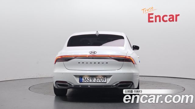 Hyundai Grandeur из Кореи Encar