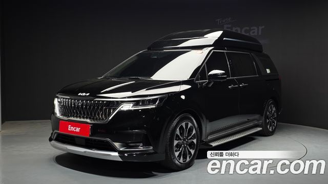 Kia Carnival 9-Seater Hi-Limousine Signature — пробег 49 074 км — фото 1 из 5