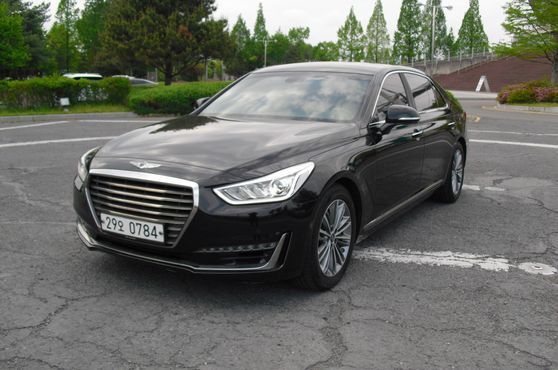 Genesis EQ900 3.8 GDI AWD Luxury — пробег 141 930 км — фото 1 из 5