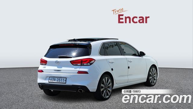 Hyundai i30 1.6 Turbo Sport Premium — пробег 105 490 км — фото 2 из 5