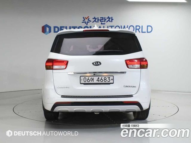 Kia Carnival из Кореи Encar