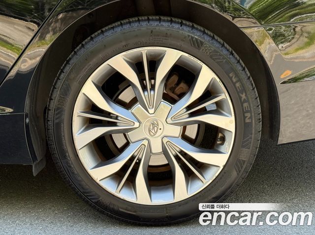 Hyundai Sonata 1.7 Diesel Smart Special — пробег 192 521 км — фото 5 из 5