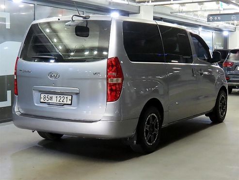 Hyundai Starex Van 5-Seater Modern — пробег 198 810 км — фото 2 из 5