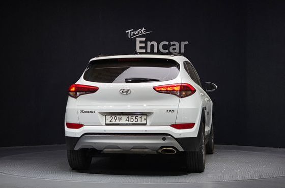 Hyundai Tucson Diesel 1.7 2WD Premium — пробег 118 936 км — фото 4 из 5