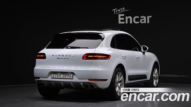 Porsche Macan из Кореи Encar