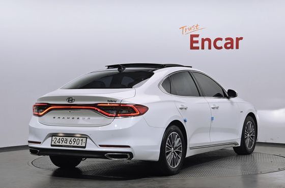 Hyundai Grandeur Premium — пробег 100 890 км — фото 2 из 5