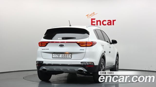 Kia Sportage из Кореи Encar